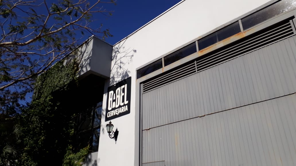 Fachada da Cervejaria Babel, em Porto Alegre